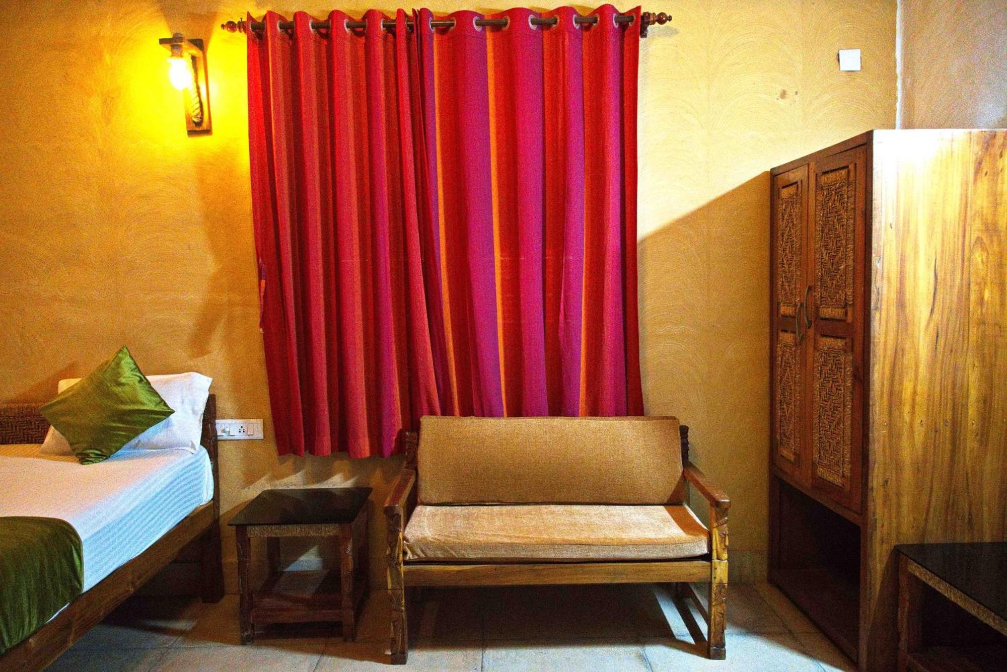 Hotel Raktokorobi Karu Gram Sri Niketan Zewnętrze zdjęcie